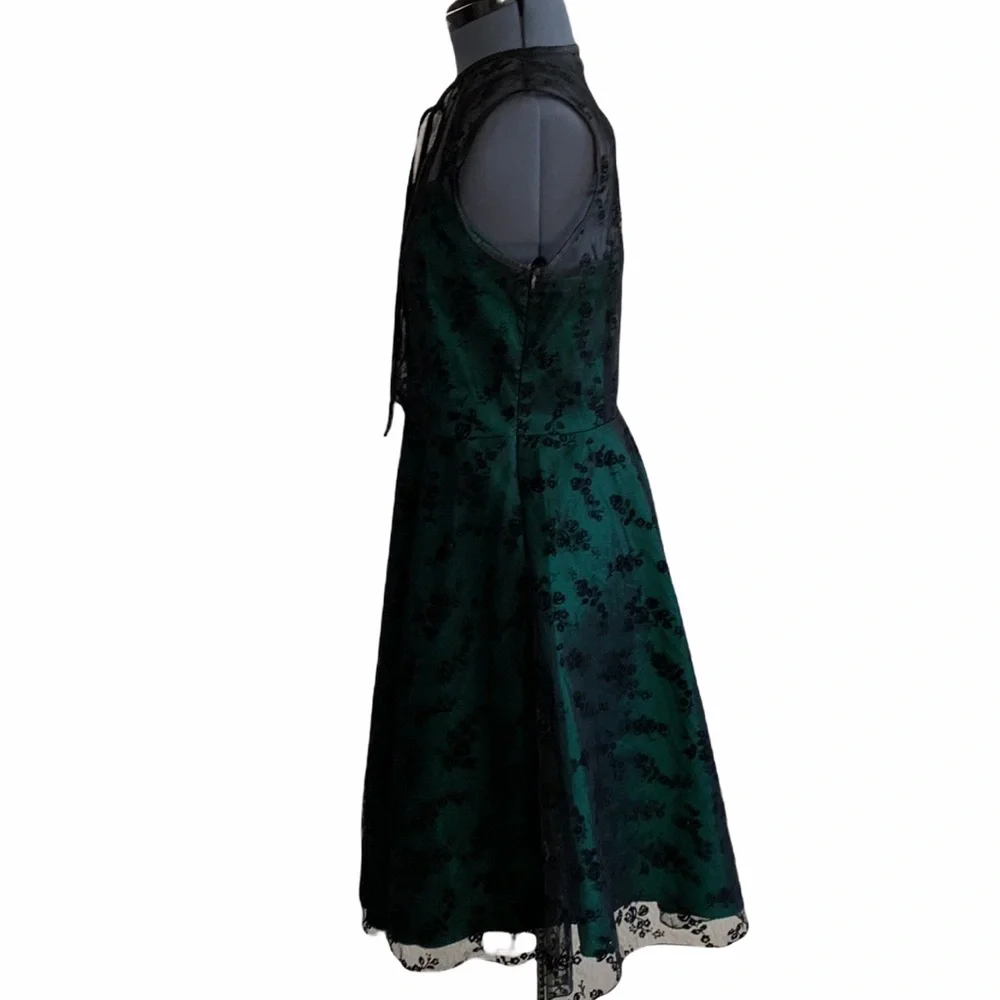 ❌SOLD❌Voodoo Vixen Emerald Dress - Picture 9 of 14